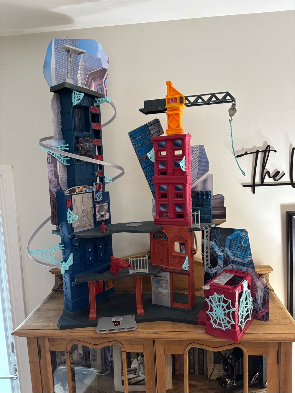 Hasbro Marvel Spider-Man Mega City Playset
